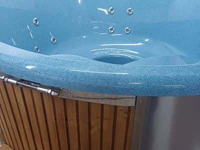 Hot Tub Ø 185–200 cm mit integriertem Ofen 5